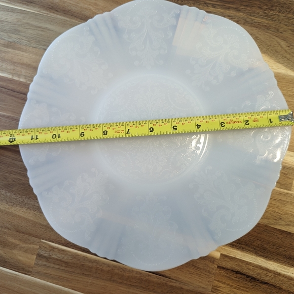 Vintage MacBeth Evans Monax Milk Depression Glass American Sweetheart Cake Plate - Picture 3 of 7